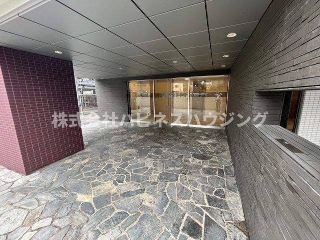 レーベンリヴァーレ柏ザ・レジデンスのエントランス