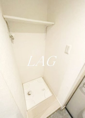 【設備】 | ヴィラ・エスポワール蒲田 | 室内洗濯機置場です。