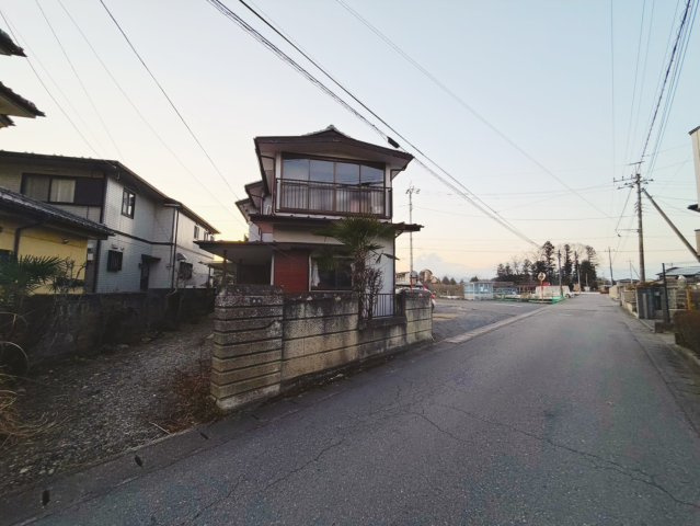 残地処分後引き渡し♪鹿沼市仁神堂町中古戸建の前面道路含む現地写真