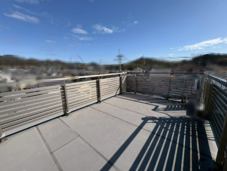 京都市右京区鳴滝中道町の展望|晴れた日には洗濯物がよく乾きそうです◎景色を眺めてほっと一息つくにも良いスペースです◎