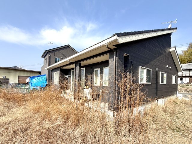 【中古戸建】富岡市君川の外観|■外観｜特徴のある個性的な住まいと美しい街並み、そして住みやすい環境を、ぜひ現地でご覧になりませんか。お気軽にお問合せください(^^)  
