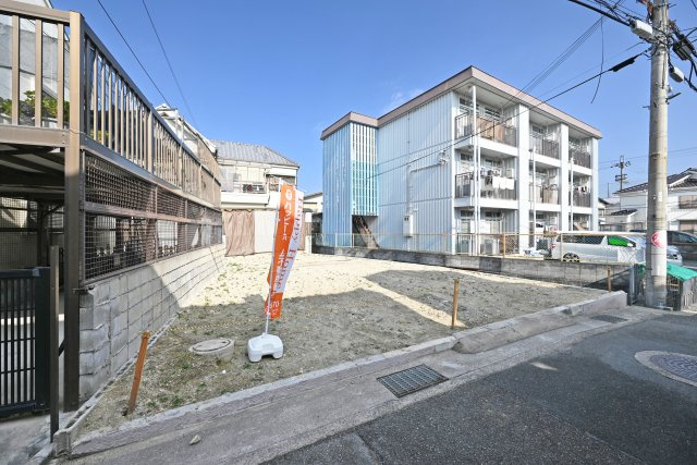 伊丹市南野北３丁目建築条件無し土地の外観|間口10ｍの土地になります。