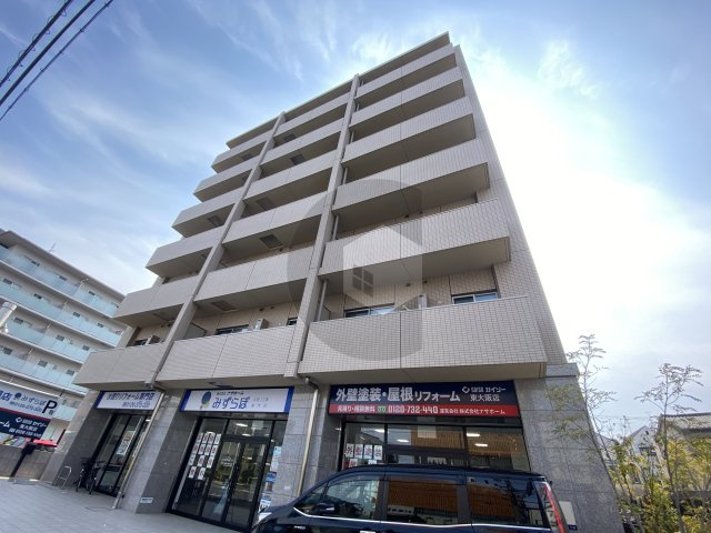 東大阪市上小阪１丁目の賃貸マンションの外観