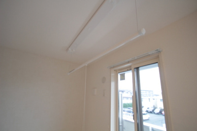  | シャトーブリアン | 室内物干し