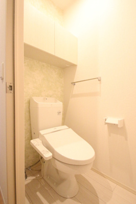 【トイレ】 | D-room地行 | 温水洗浄暖房便座