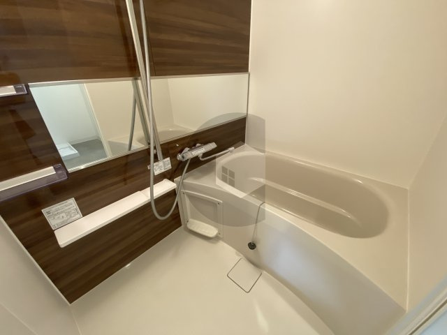 エストワン東大阪の浴室