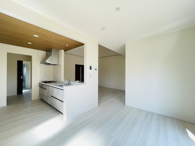 【居間・リビング】 | 深谷市田中第3　リーブルガーデン　新築戸建　全3棟　1号棟