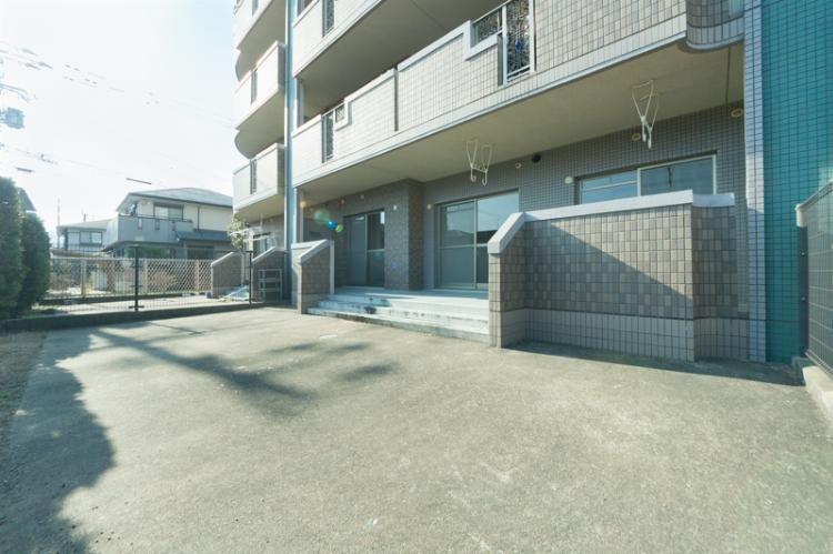 福岡市南区弥永２丁目の賃貸マンションの駐車場|物件の画像18