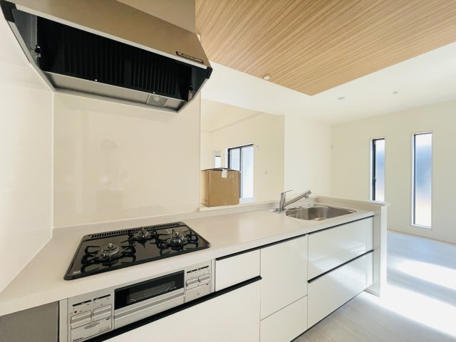 【キッチン】 | 深谷市田中第3　リーブルガーデン　新築戸建　全3棟　2号棟