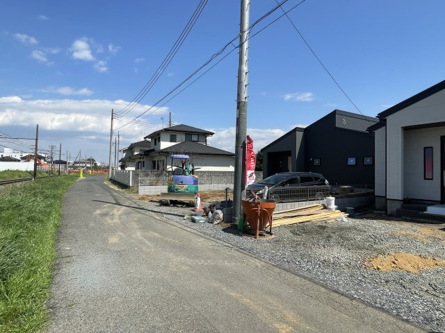 【前面道路含む現地写真】 | 深谷市田中第3　リーブルガーデン　新築戸建　全3棟　2号棟 | 4/16撮影