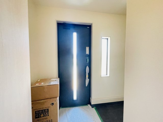 【玄関】 | 深谷市田中第3　リーブルガーデン　新築戸建　全3棟　2号棟