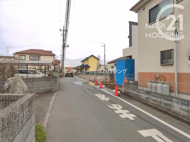 【前面道路含む現地写真】 | リーブルガーデン　武蔵村山市三ツ藤3丁目　新築　全1棟 | 前面道路含む現地写真です