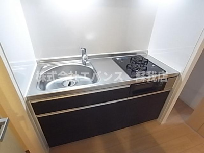 【キッチン】 | サンモールわかば | コンパクトなキッチンで掃除もラクラク