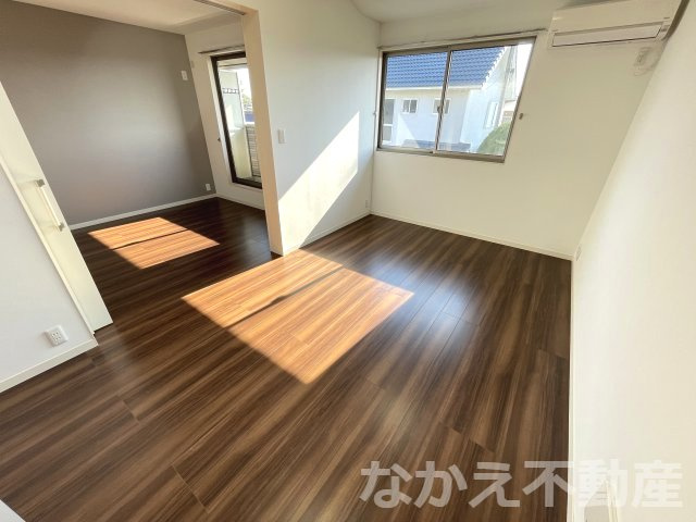【居間・リビング】 | 使いやすい居間です