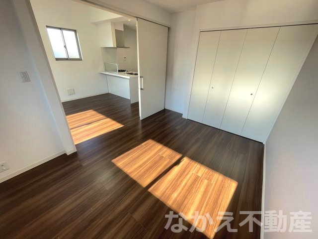 【寝室】 | 落ち着いて過ごせるお部屋なので、寝室にいかがでしょうか