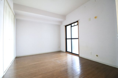 【寝室】 | キングロードハイツ