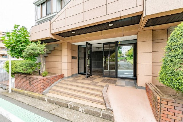 エンゼルハイム十日市場のエントランス