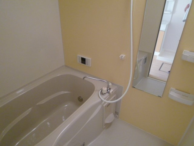 ロココ・モダン舞高の浴室|バス