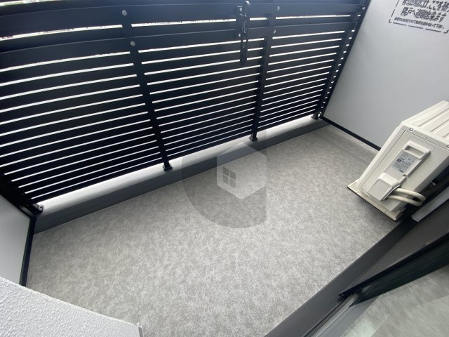 S-RESIDENCE小阪azureのバルコニー