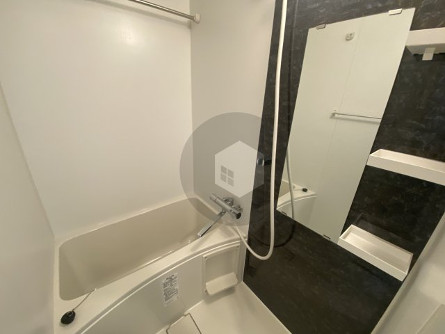 S-RESIDENCE小阪azureの浴室