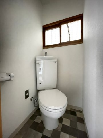 ARH福田1丁目戸建のトイレ