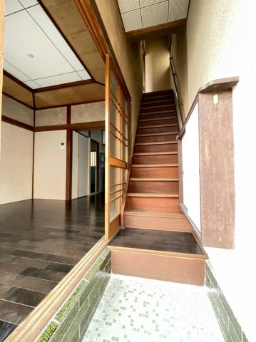 ARH福田1丁目戸建の玄関