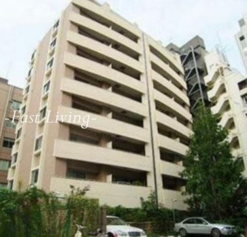 グルックハイム紀尾井町のエントランス