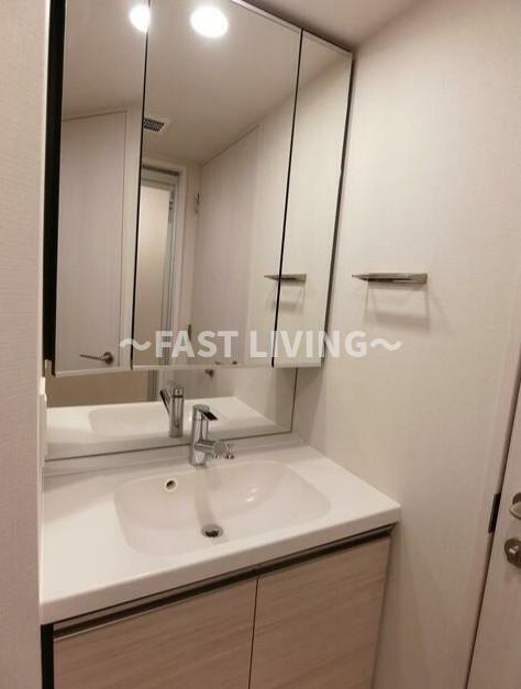 イプセ神楽坂の独立洗面台