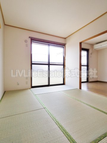 ジュネスハイムⅡ棟の和室