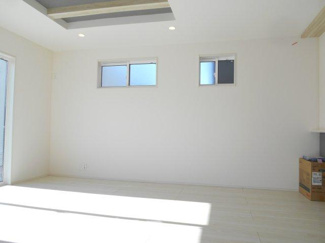 【居間・リビング】 | 郡山市本町2丁目新築一戸建て2棟 | ゆったりとした居間です