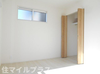 【洋室】 | 郡山市本町2丁目新築一戸建て2棟 | ゆったりした洋室です