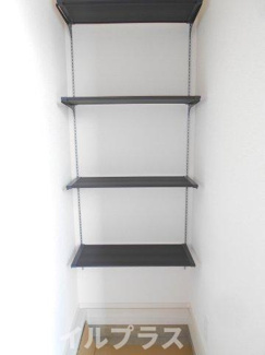 【玄関】 | 郡山市本町2丁目新築一戸建て2棟 | 落ち着いた玄関です