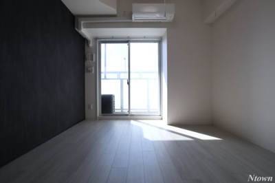 【居間・リビング】 | ディアレイシャス浅間町ステーションフロント | ゆったり過ごせる居間です