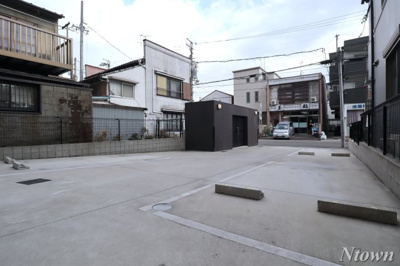 【駐車場】 | ディアレイシャス浅間町ステーションフロント | 駐車場です