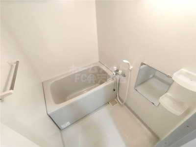 【浴室】 | スプリングウエスト | 落ち着いた空間のお風呂です