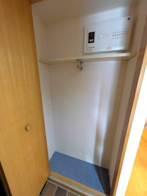 【収納】 | パシフィック近代美術館前