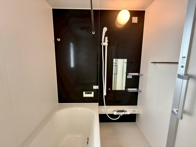 クレイドルガーデン那覇市識名 第３・１号棟の浴室|浴室換気暖房乾燥機付きユニットバス