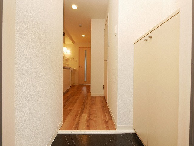 パークハウスナンバの玄関