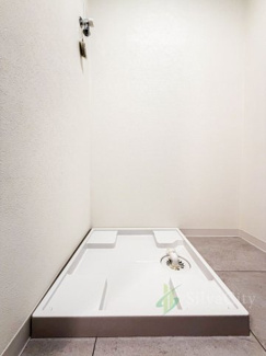 【ランドリースペース】 | 新宿ローヤルコーポ | 洗濯機置き場