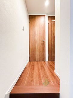 【玄関】 | 新宿ローヤルコーポ