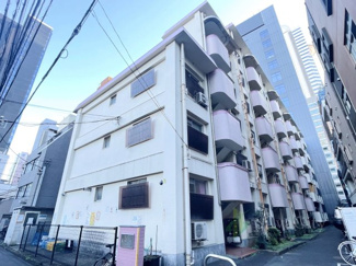 【外観】 | 新宿ローヤルコーポ | 外観　当日のご見学、可能です！お気軽にお問い合わせください！※0120-133-468