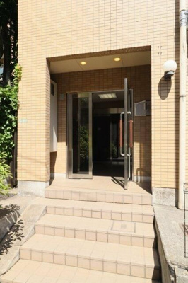 【エントランス】 | プレール明大前