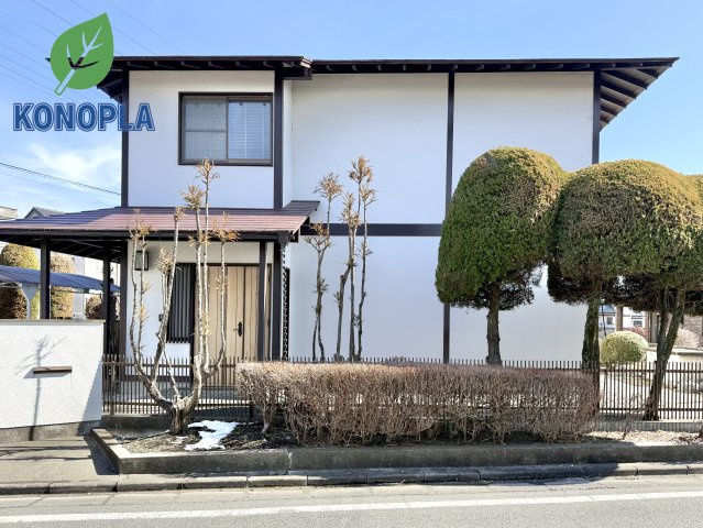 【中古戸建】桐生市境野町7丁目の外観|■外観｜土日のご見学はもちろん、平日・夜間のご案内も大歓迎です♪「今から見たい」や「仕事終わりに見たい」にもご対応できますのでお気軽にお問い合わせください♪