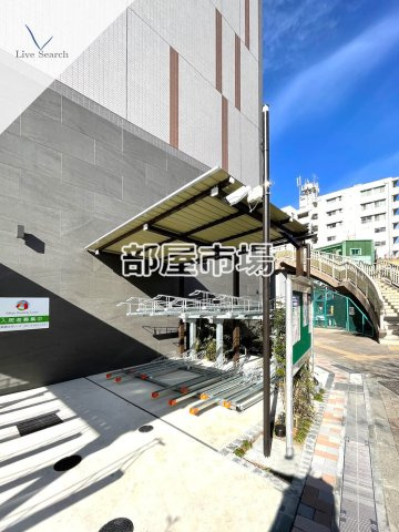 コンフォリア・リヴ根岸二丁目のその他共用部分|駐輪場