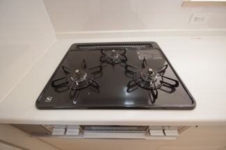 【キッチン】 | 【仲介手数料無料！！】多摩市桜ケ丘1丁目　新築戸建て（全2棟）1号棟　6290万円