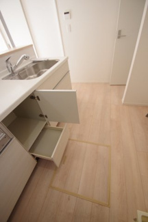 【キッチン】 | 【仲介手数料無料！！】多摩市桜ケ丘1丁目　新築戸建て（全2棟）1号棟　6290万円