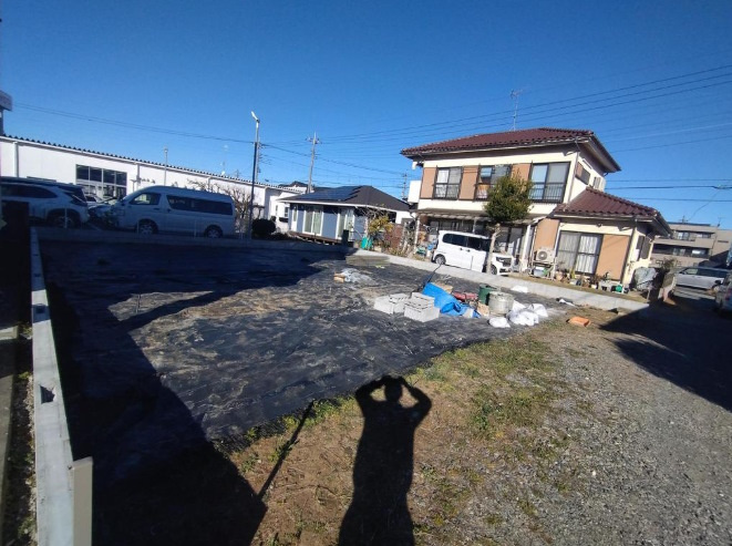 敷地面積54坪　売地　川越市神明町 6期の前面道路含む現地写真|東側：4.0ｍ私道に12.7ｍ接道。お車の出し入れもラクラクです♪