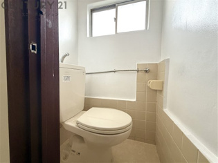 掃除のしやすいシンプルなトイレです！
