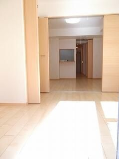 メゾンド・シャルマンの居間・リビング