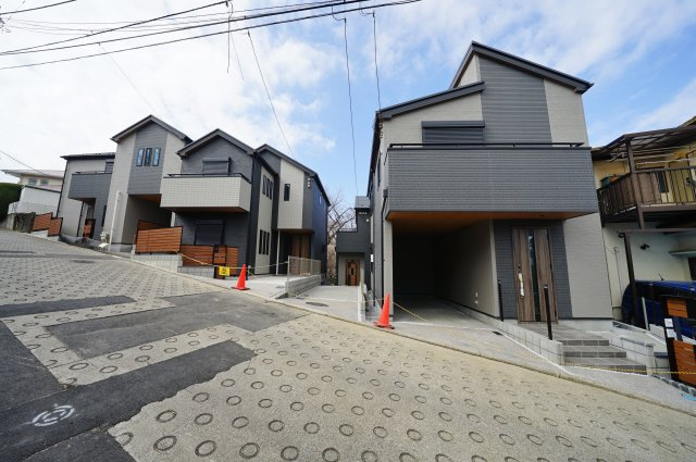 【横浜市保土ケ谷区花見台2-3全4棟新築戸建て】★仲介手数料無料★（桜台小学校・岩崎中学校）の外観